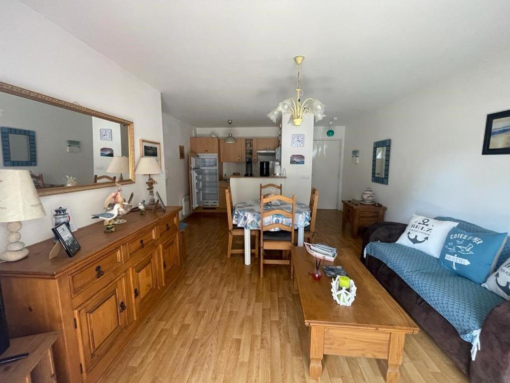Appartement A Belz Proche De La Mer Екстериор снимка